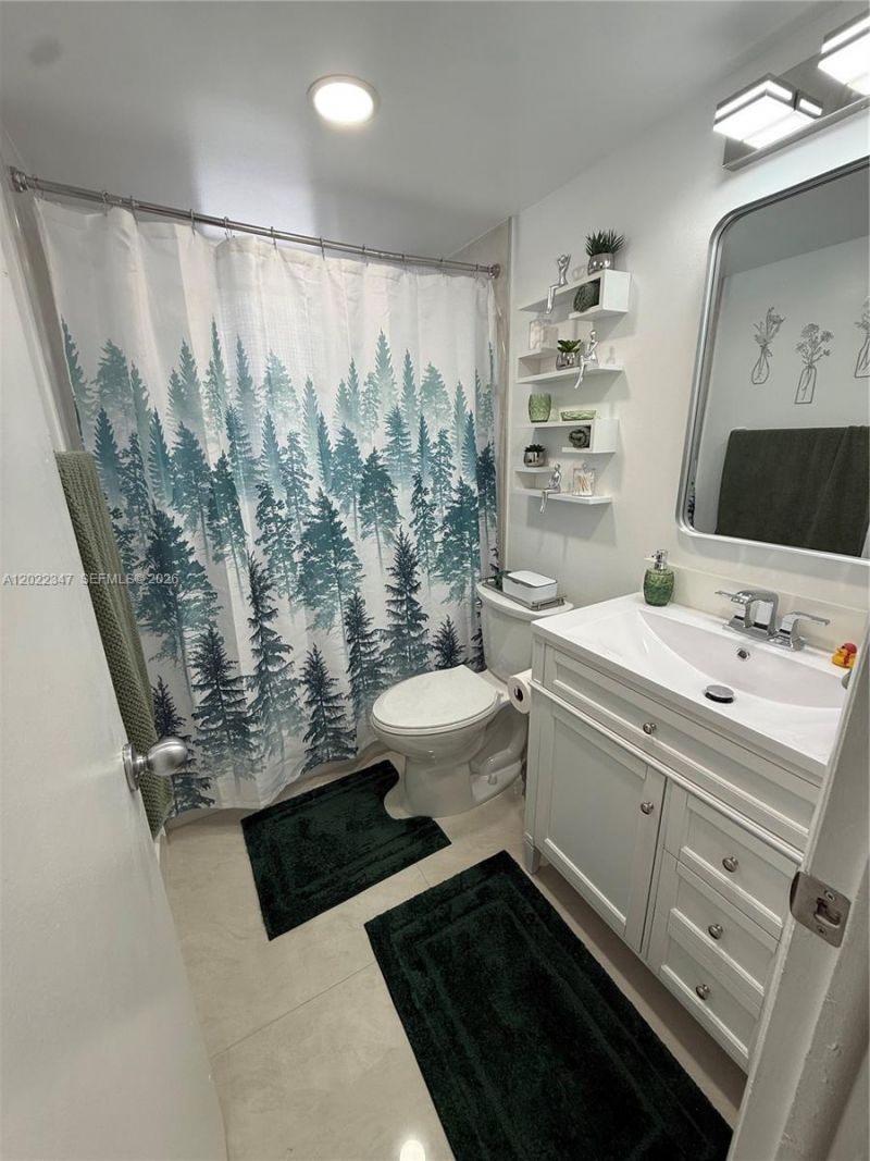 1725 W 60th St , Unit F322, Hialeah, FL 33012 Photo