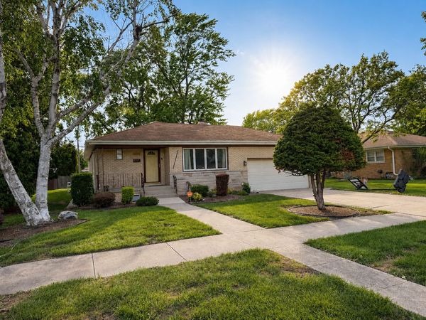18724 Sherman Street, Lansing, IL 60438