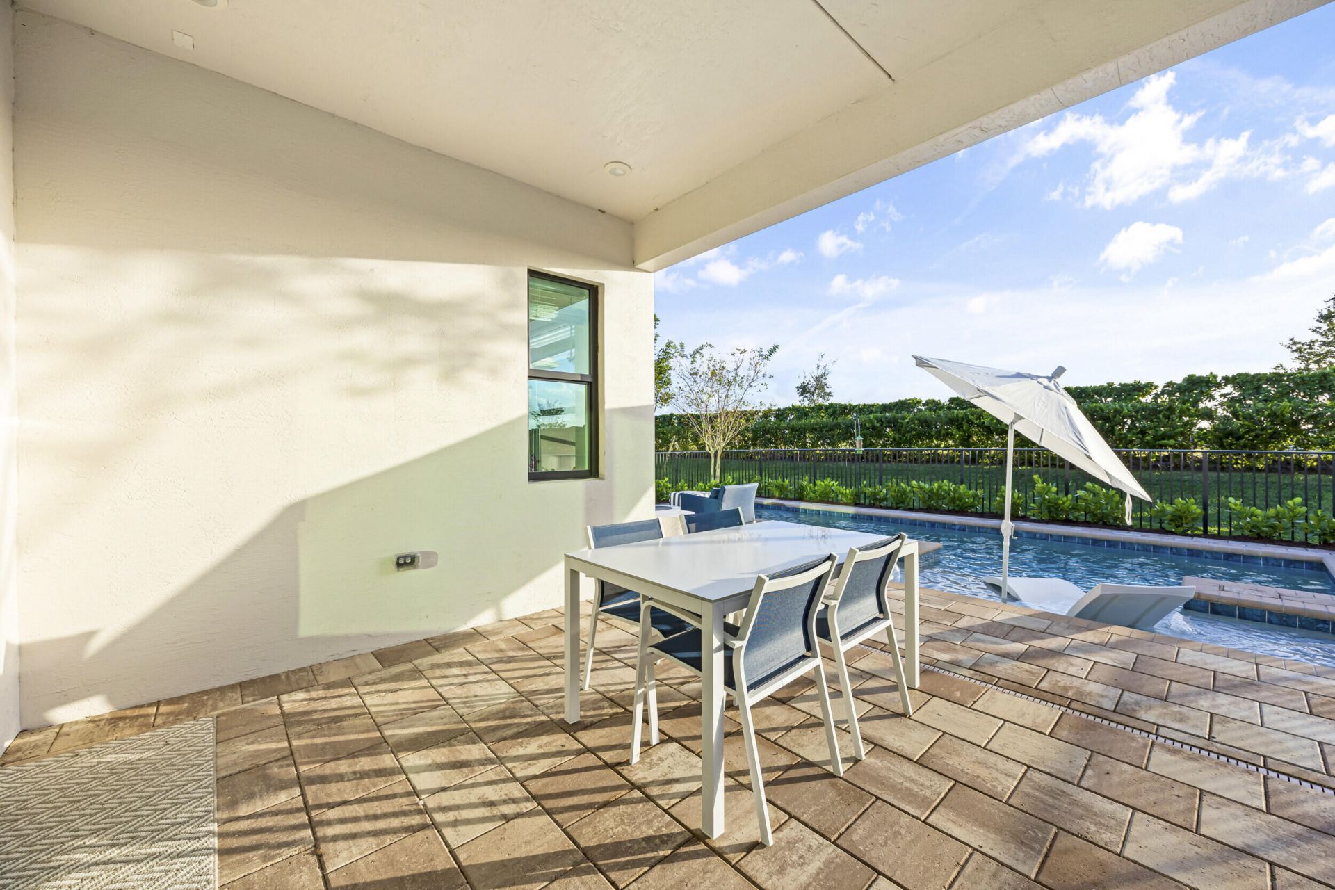 15890 Key Biscayne Lane, The Acreage, FL 33470 Photo
