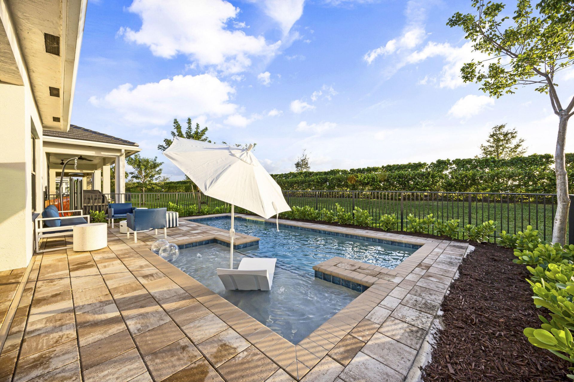 15890 Key Biscayne Lane, The Acreage, FL 33470 Photo