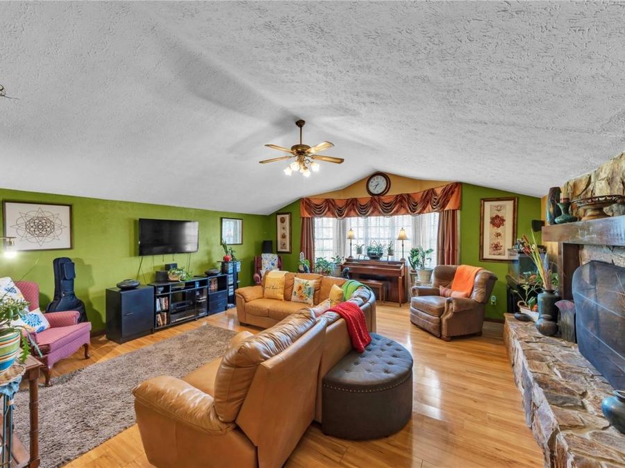Property Image 37