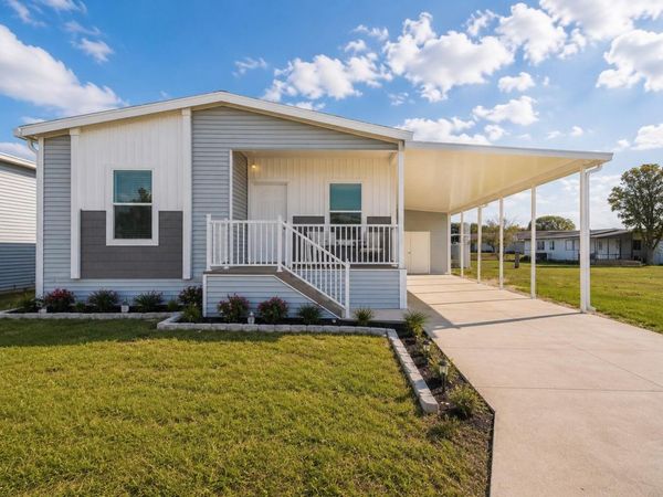 10029 HAMP DRIVE , DADE CITY, FL 33525