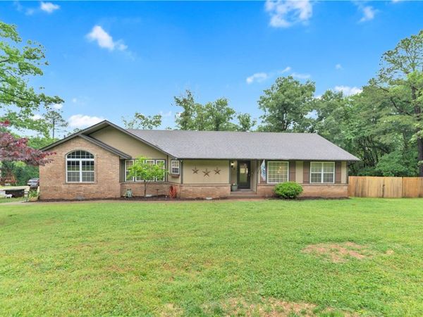 2 Brill Lane, Bella Vista, AR 72714