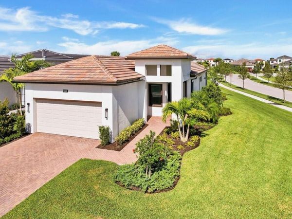 5501 Santa Rosa Lane, Westlake, FL 33470
