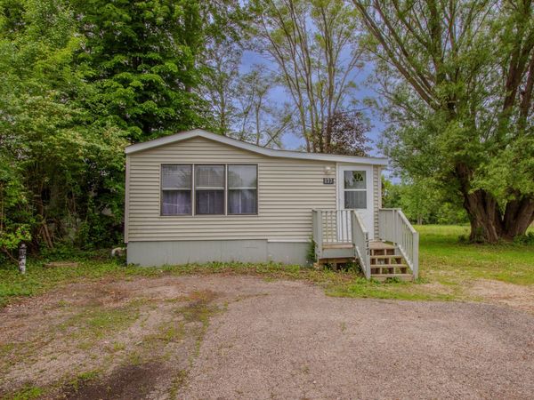 177 Windward , Lakemoor, IL 60051