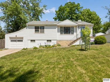 1910 Lindyview Lane , Bellevue, NE 68005
