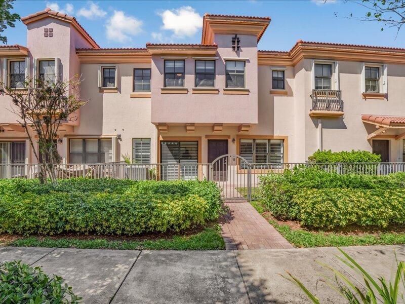 4712 Grand Cypress Circle N, Coconut Creek, FL 33073 Photo