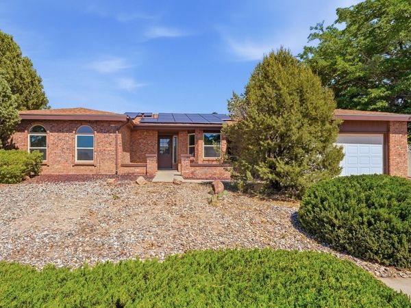 6920 Cherry Hills Place NE, Albuquerque, NM 87111