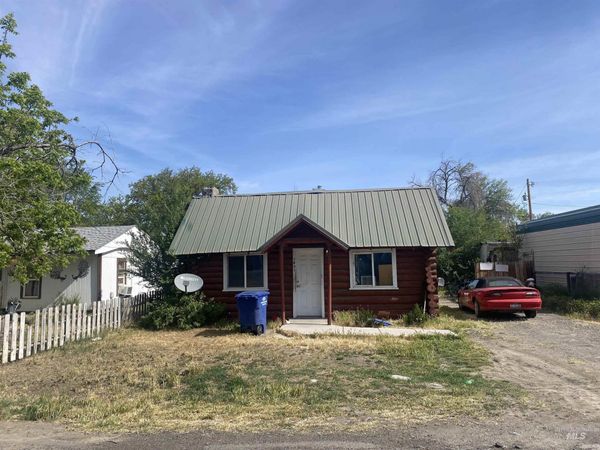 1431 Elizabeth Blvd, Twin Falls, ID 83301