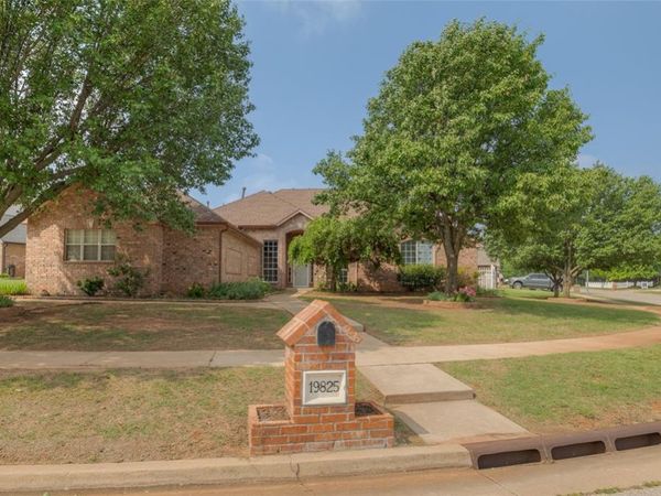 19825 Corral Place, Edmond, OK 73012