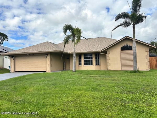 413 Lisa Road NE, Palm Bay, FL 32907