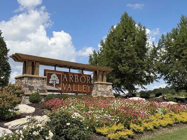 3140 Arbor Valley Rd, Spring Hill, TN 37174