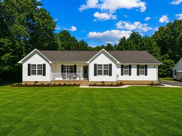 51 Larkspur Ct , Tullahoma, TN 37388