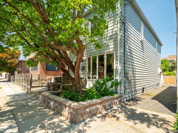 1950 Haight Avenue , Bronx, NY 10461
