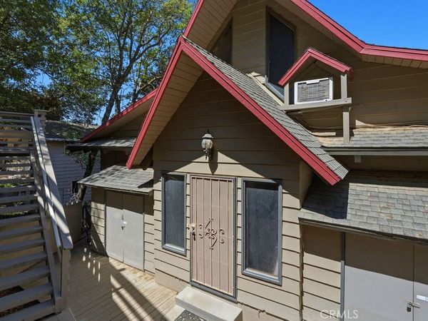 320 Delle, Crestline, CA 92325