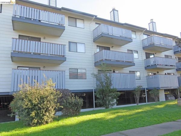 325 Valle Vista Ave, Unit 117, Hayward, CA 94544