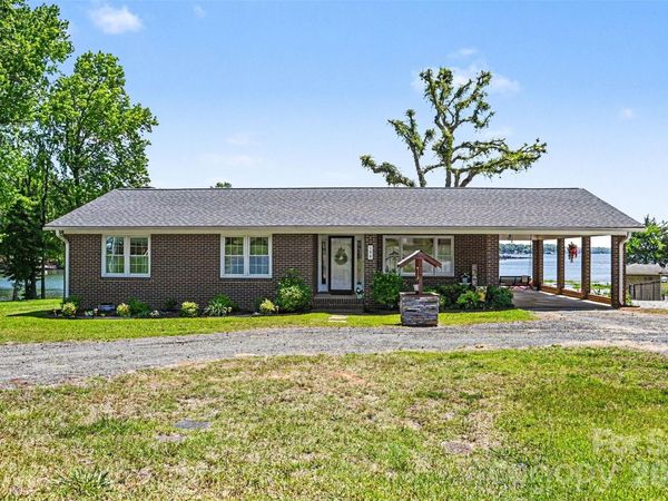 198 Vineyard Road , Norwood, NC 28128