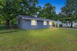 108 Fripp Lane photo 4