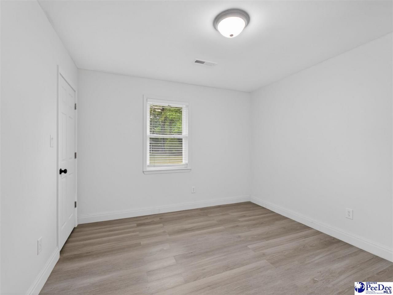 108 Fripp Lane Photo 32