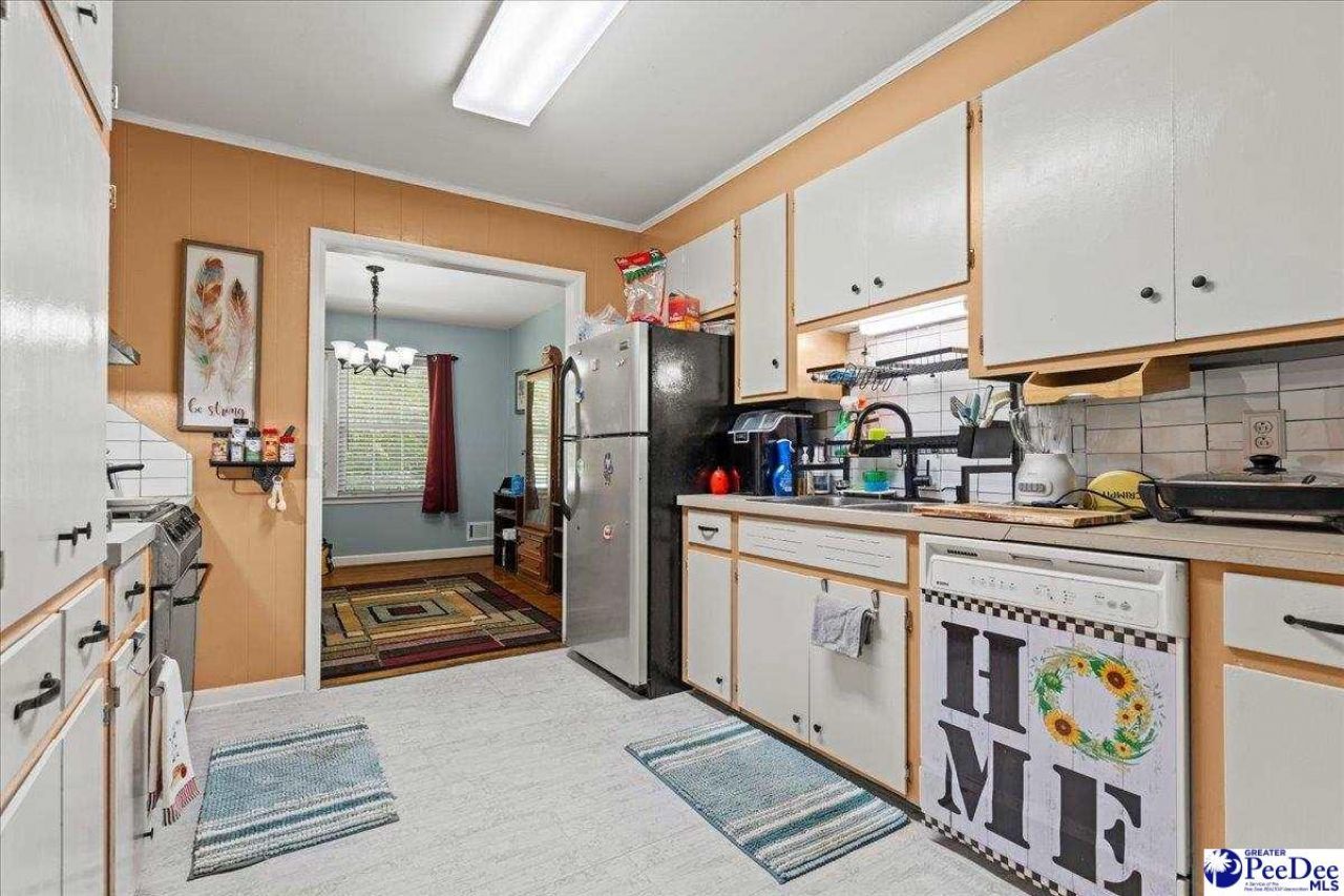 302 Wakefield Drive Photo 13
