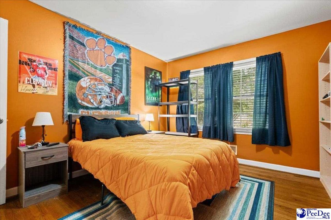 302 Wakefield Drive Photo 24