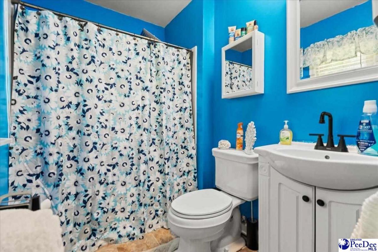 302 Wakefield Drive Photo 32