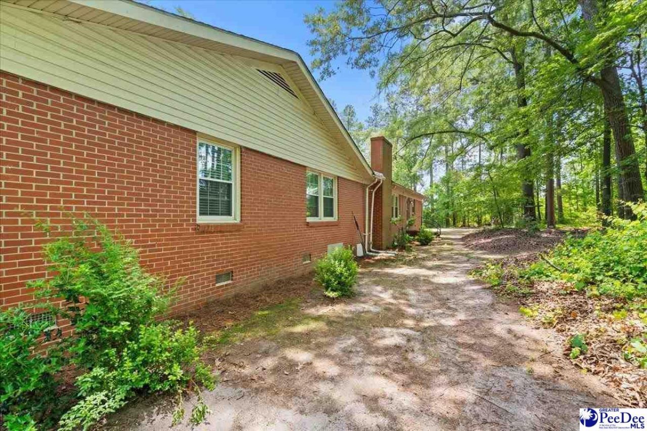 302 Wakefield Drive Photo 36