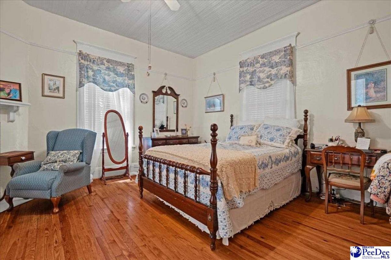 110 Huger Photo 11