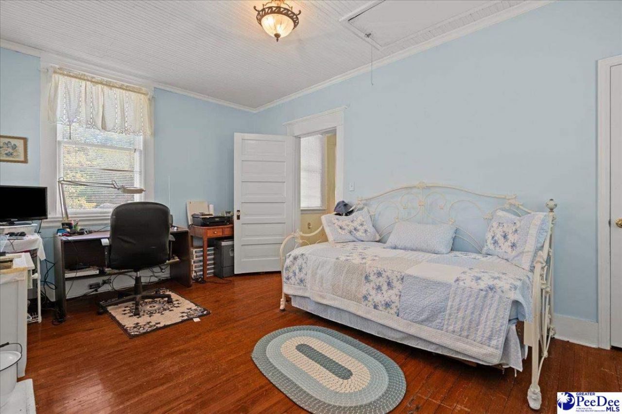 110 Huger Photo 29