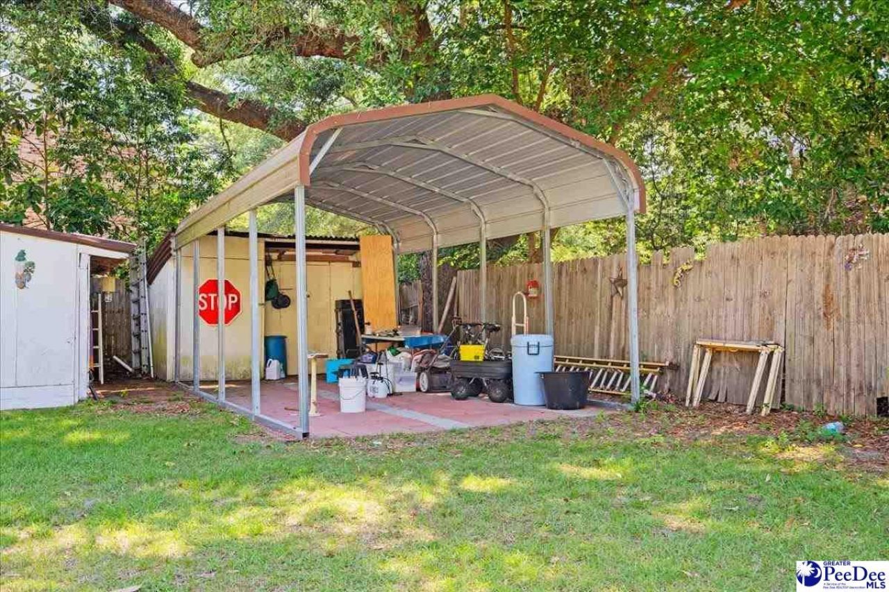 110 Huger Photo 38