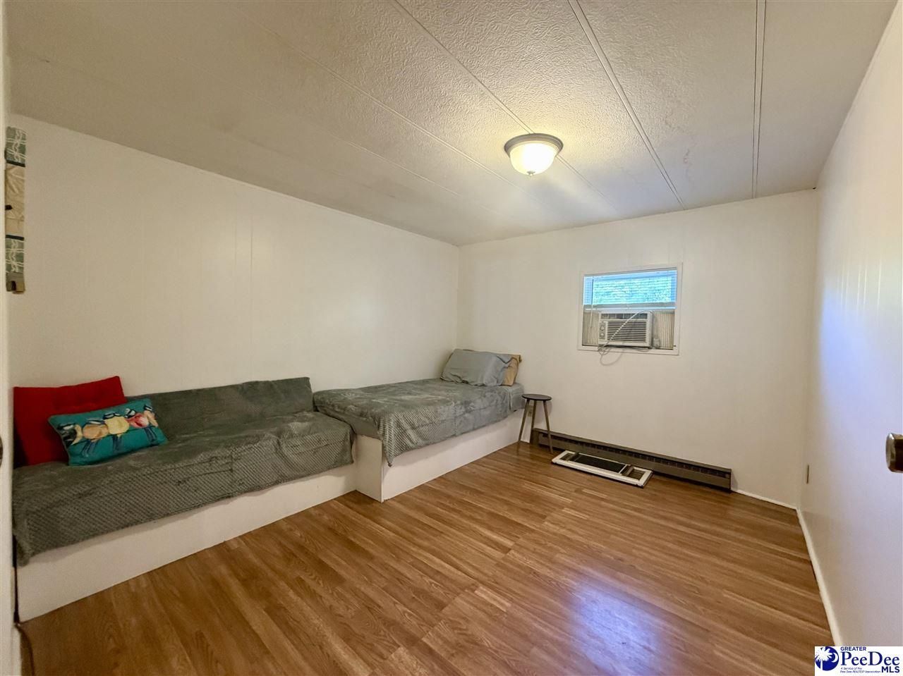 208 E 6th Avenue Photo 25