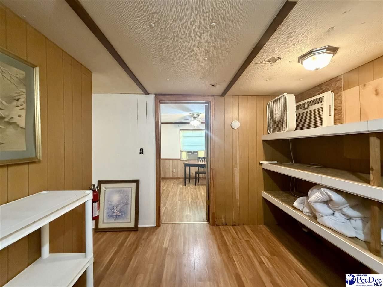 208 E 6th Avenue Photo 29