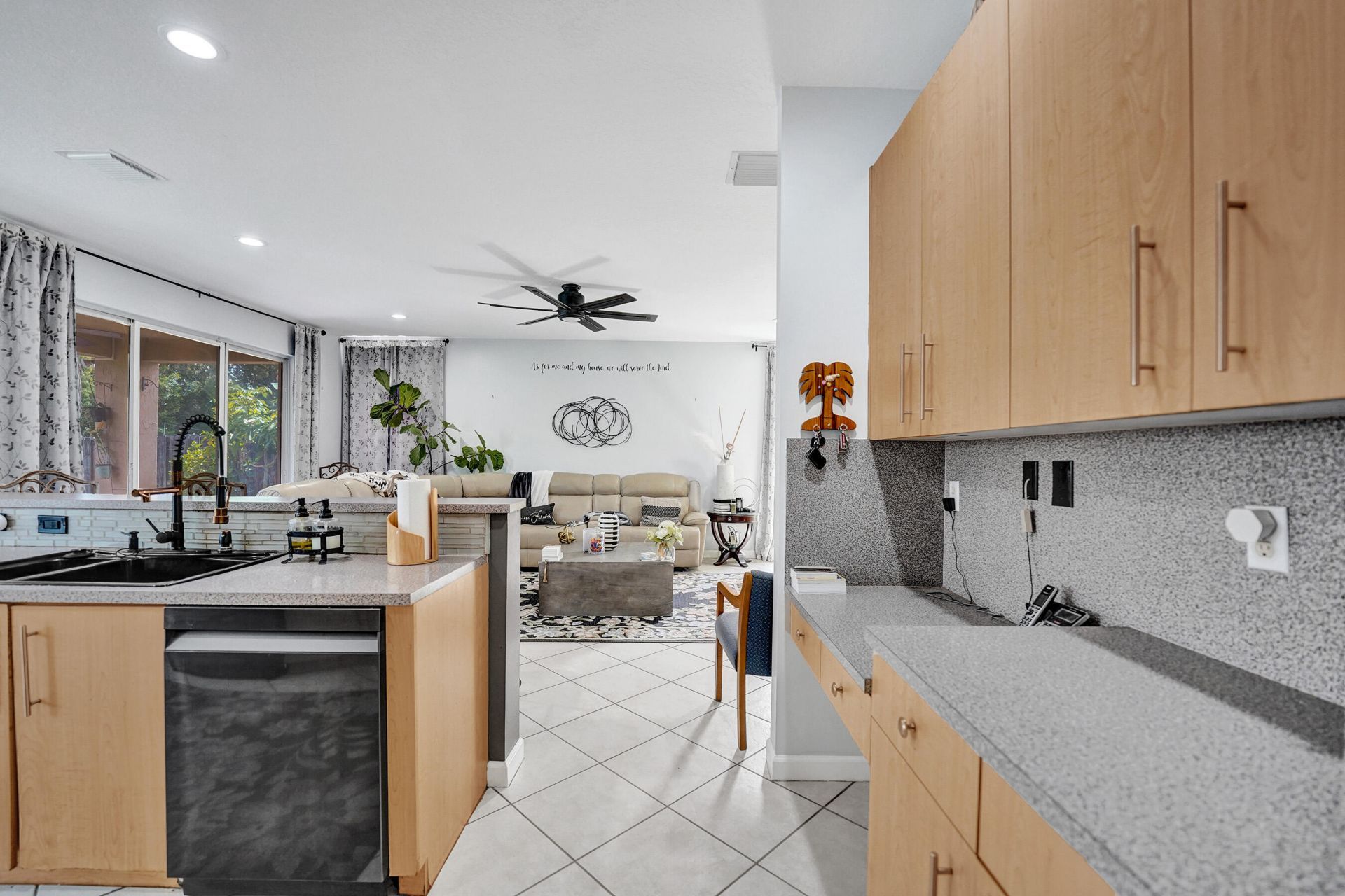 18623 SW 7th Street, Pembroke Pines, FL 33029 Photo