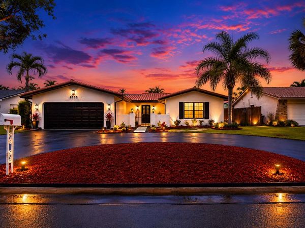 8535 NW 25th Place, Coral Springs, FL 33065