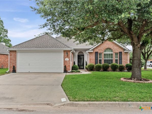 5811 Ellington Court , Temple, TX 76502
