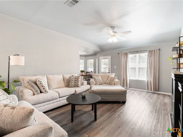2110 Lincoln Court , Belton, TX 76513
