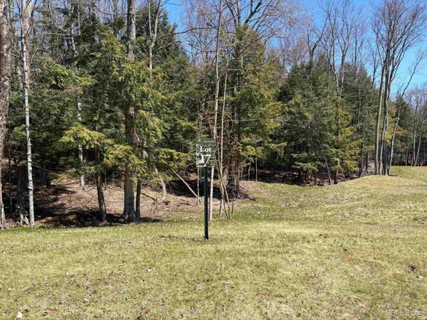 3437 Nuthatch Lane, Marquette, MI 49855