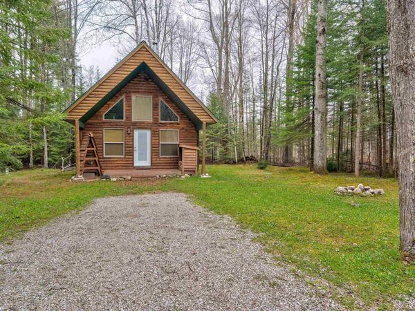 14675 33rd Road, Nahma Twp, MI 49895