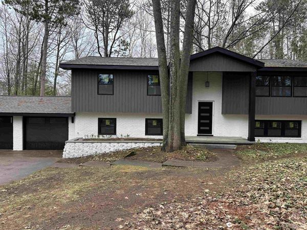 12 Elder Drive Drive, Marquette, MI 49855