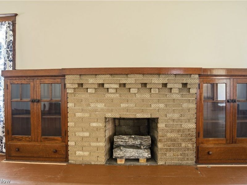 33 E Earle Avenue, Youngstown, OH 44507 Photo 7