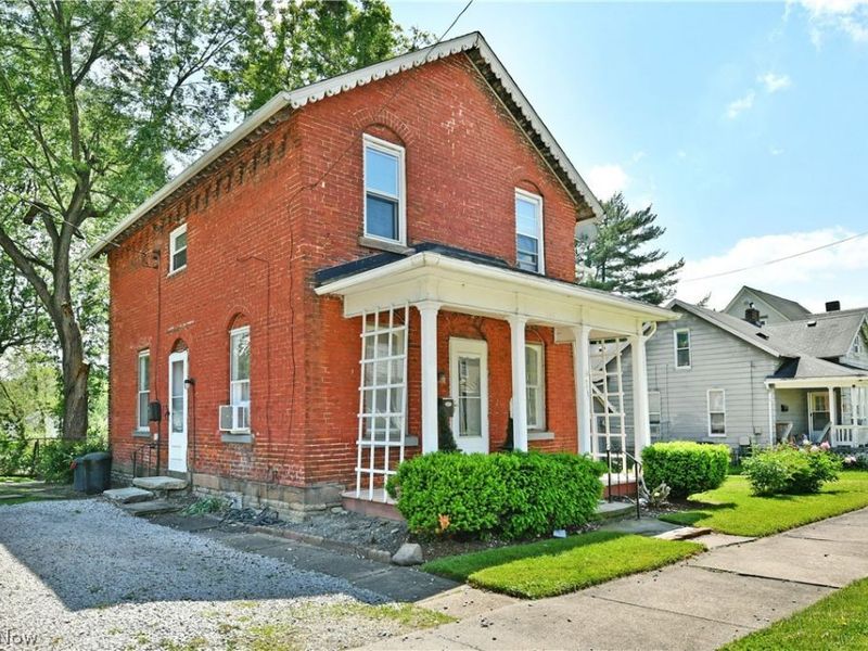 315 W Park Avenue, Niles, OH 44446 Photo 2