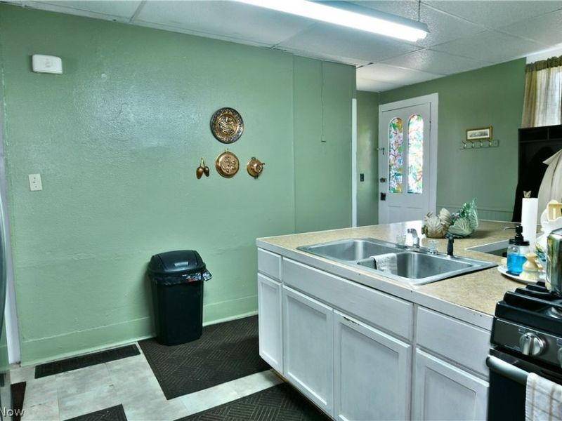 315 W Park Avenue, Niles, OH 44446 Photo 9