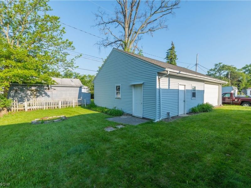 128 Forest Boulevard, Avon Lake, OH 44012 Photo 30