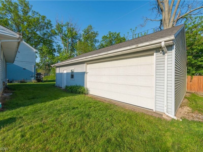 128 Forest Boulevard, Avon Lake, OH 44012 Photo 31