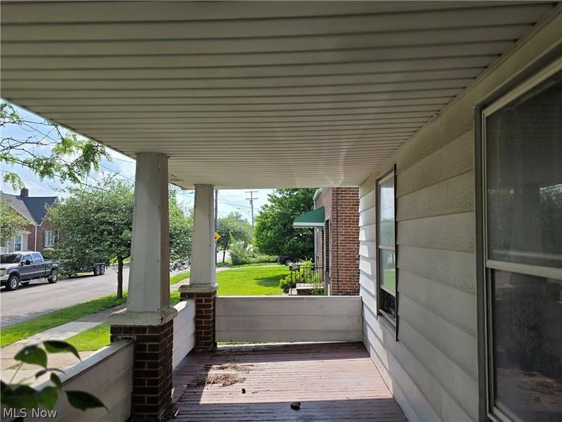 19509 Kewanee Avenue, Cleveland, OH 44119 Photo 3