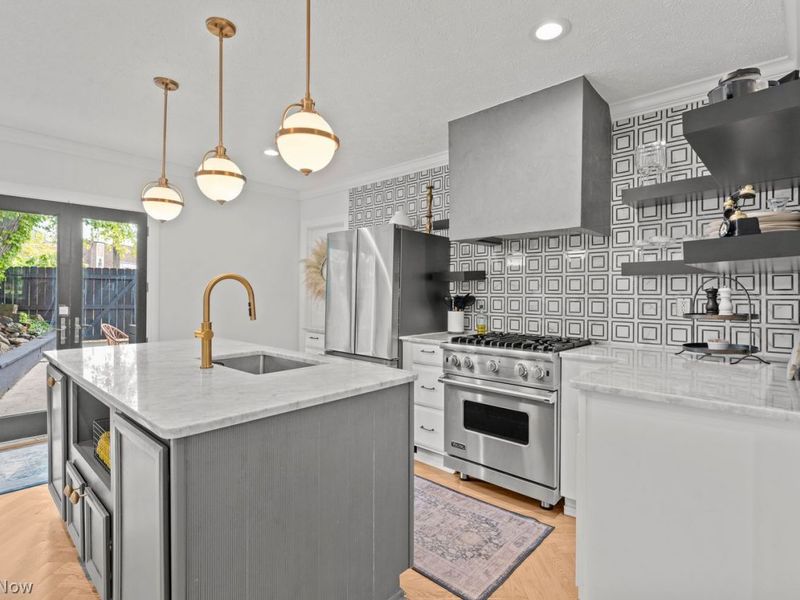 1945 Fulton Road, Cleveland, OH 44113 Photo 24