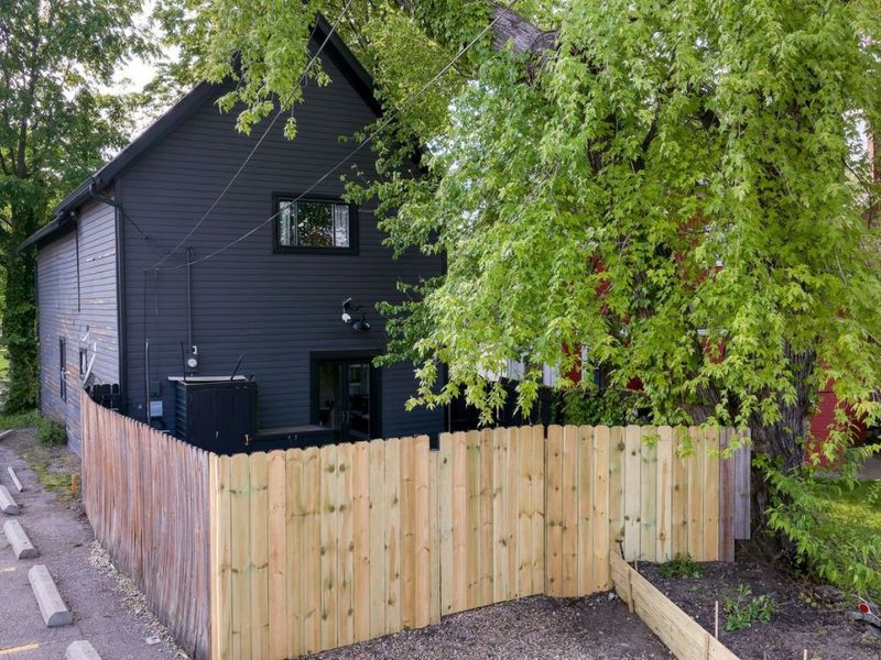 1945 Fulton Road, Cleveland, OH 44113 Photo 9