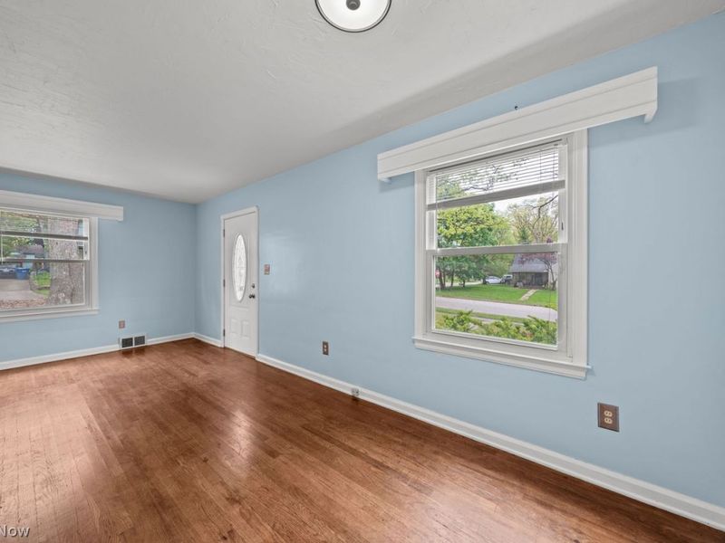 239 E Oak Street, Kent, OH 44240 Photo 10