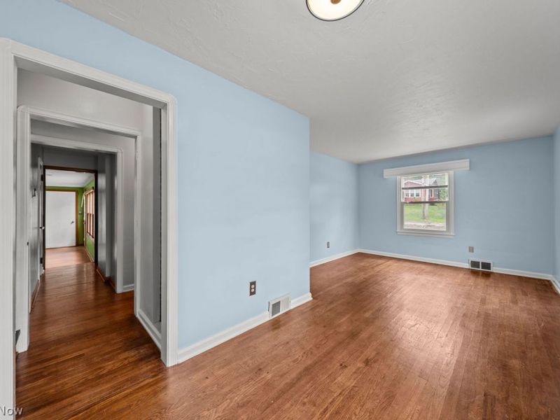 239 E Oak Street, Kent, OH 44240 Photo 18