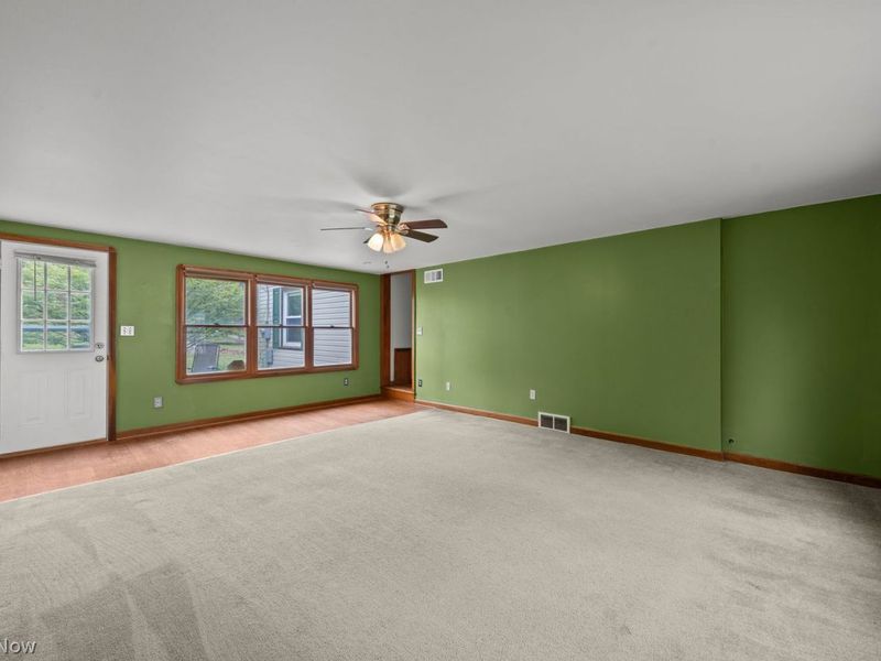 239 E Oak Street, Kent, OH 44240 Photo 24